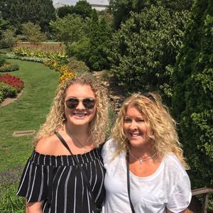 Meet your Posher, Haleigh